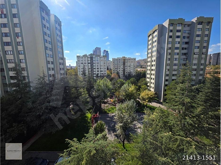 Konutkent 1 Sitesi’nde 5. Kat Merkezi Isıtmalı Kiralık 3+1 — 1. fotoğraf